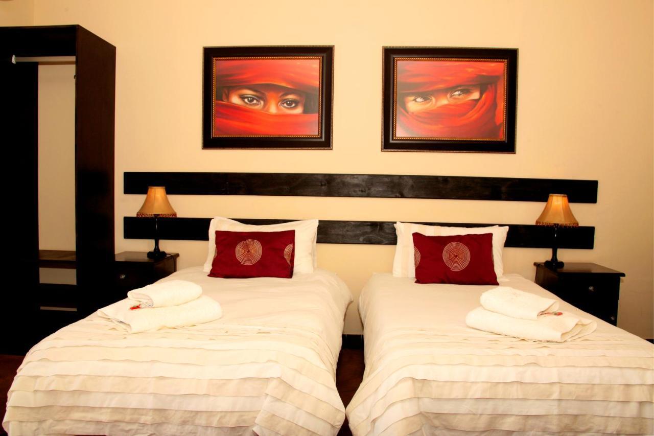 Hadassa Guest House Очиваронго Номер фото